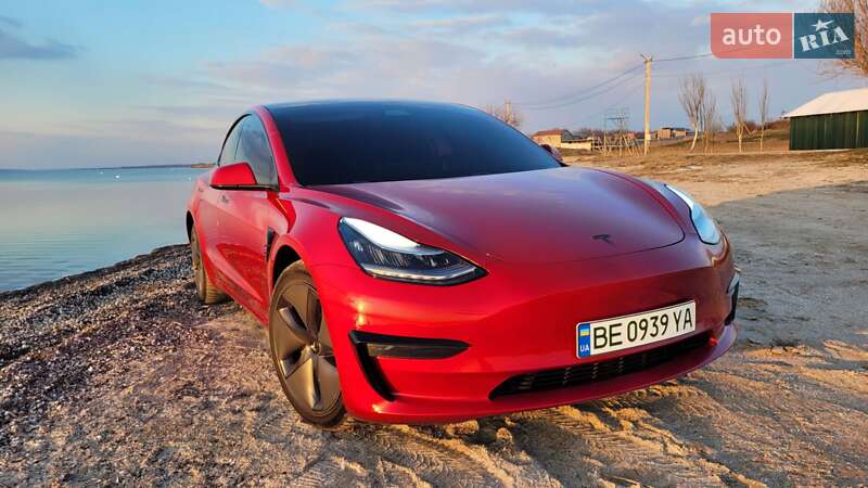 Седан Tesla Model 3 2019 в Миколаєві