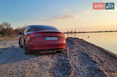Седан Tesla Model 3 2019 в Миколаєві