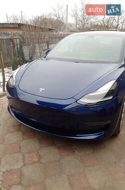 Tesla Model 3 2021