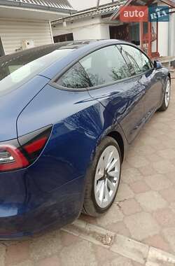 Седан Tesla Model 3 2021 в Києві