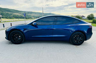 Седан Tesla Model 3 2021 в Тячеве