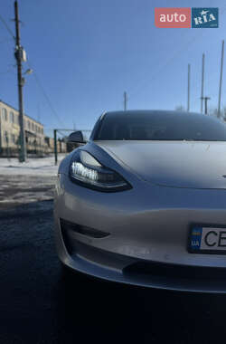 Седан Tesla Model 3 2018 в Киеве