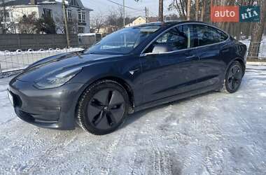 Седан Tesla Model 3 2018 в Києві