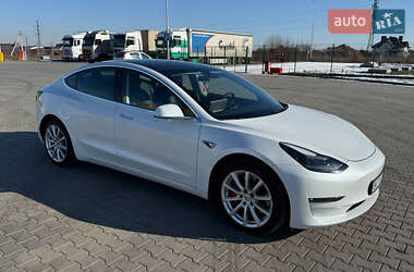 Седан Tesla Model 3 2020 в Луцке