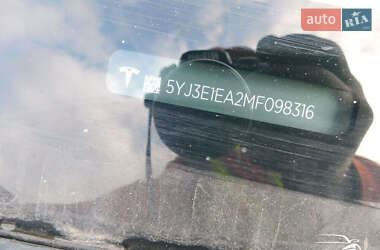Седан Tesla Model 3 2021 в 