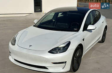 Седан Tesla Model 3 2022 в Луцке