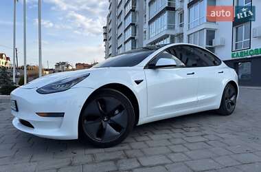 Седан Tesla Model 3 2019 в Трускавце