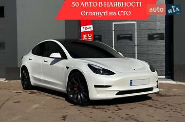 Седан Tesla Model 3 2023 в Києві