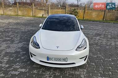 Седан Tesla Model 3 2021 в Львові