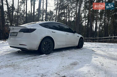 Седан Tesla Model 3 2021 в Києві