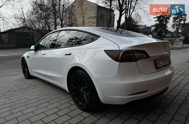 Седан Tesla Model 3 2022 в Львові