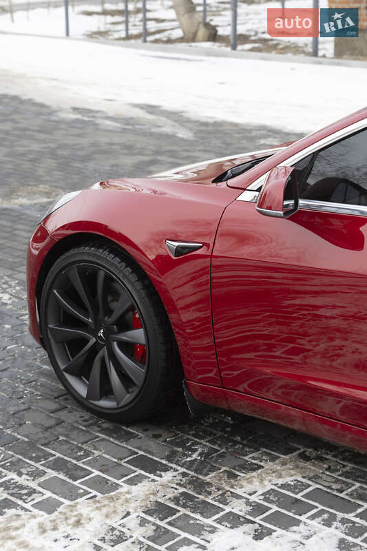 Седан Tesla Model 3 2020 в Полтаве фото 16 Седан Tesla Model 3 2020 в Полтаве