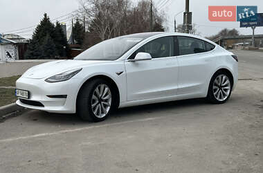Седан Tesla Model 3 2018 в Запорожье