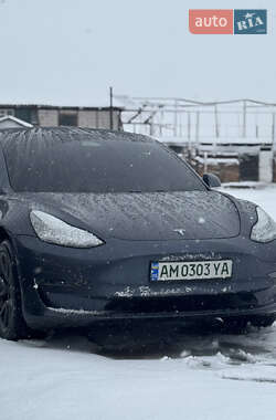 Tesla Model 3 2020