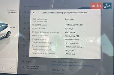 Седан Tesla Model 3 2022 в Ровно