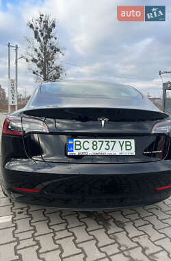 Седан Tesla Model 3 2019 в 