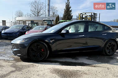 Седан Tesla Model 3 2024 в Вінниці