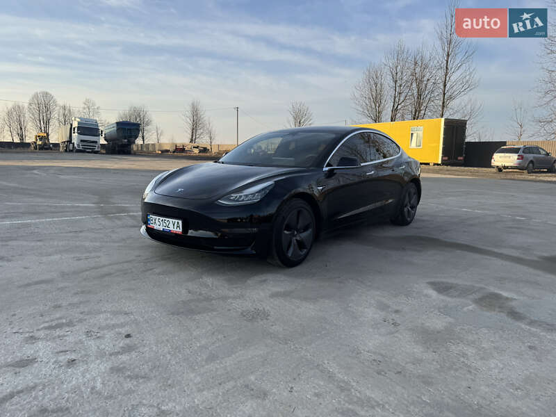 Tesla Model 3 2019