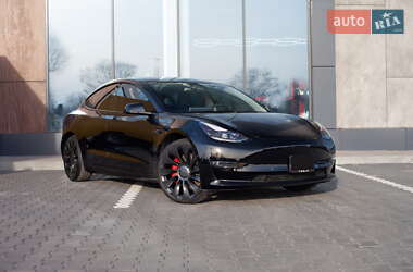 Седан Tesla Model 3 2021 в Києві