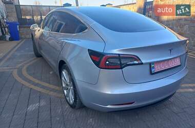 Седан Tesla Model 3 2018 в 