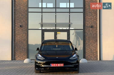 Седан Tesla Model 3 2019 в 