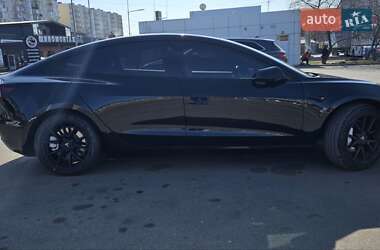 Седан Tesla Model 3 2020 в 