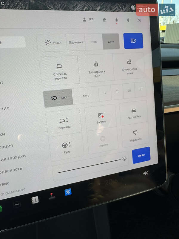 Седан Tesla Model 3 2022 в Дніпрі