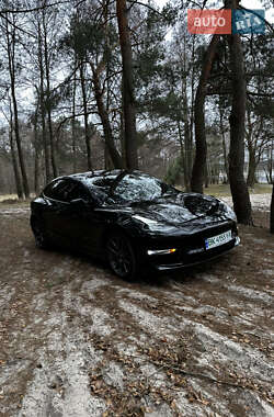 Седан Tesla Model 3 2020 в 