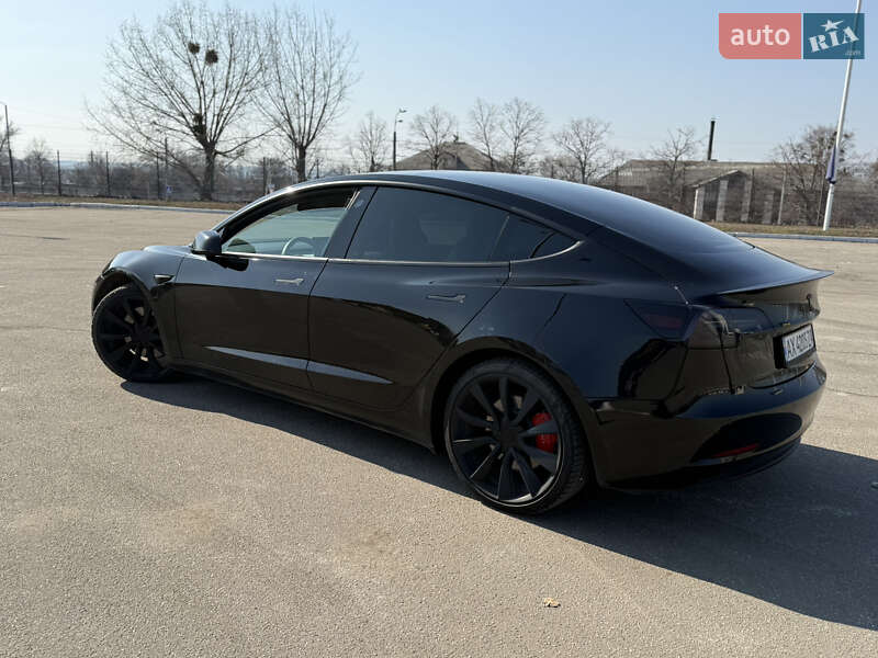 Седан Tesla Model 3 2020 в Харкові