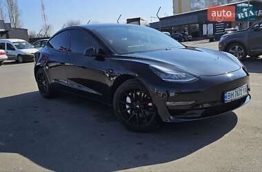 Седан Tesla Model 3 2020 в Одесі