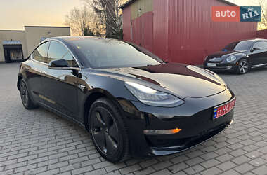 Седан Tesla Model 3 2019 в Владимире