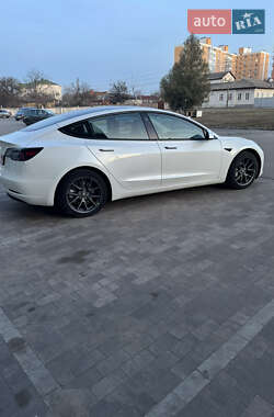 Седан Tesla Model 3 2022 в Нежине