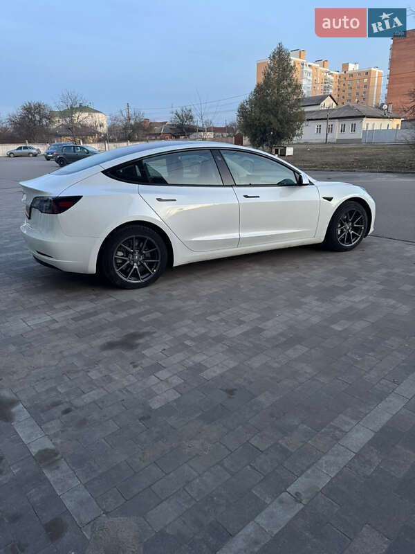 Седан Tesla Model 3 2022 в Нежине