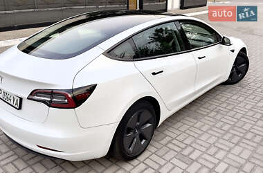 Седан Tesla Model 3 2022 в Запоріжжі