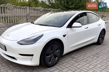 Седан Tesla Model 3 2022 в Запоріжжі