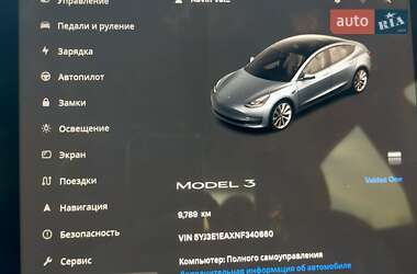 Седан Tesla Model 3 2022 в 