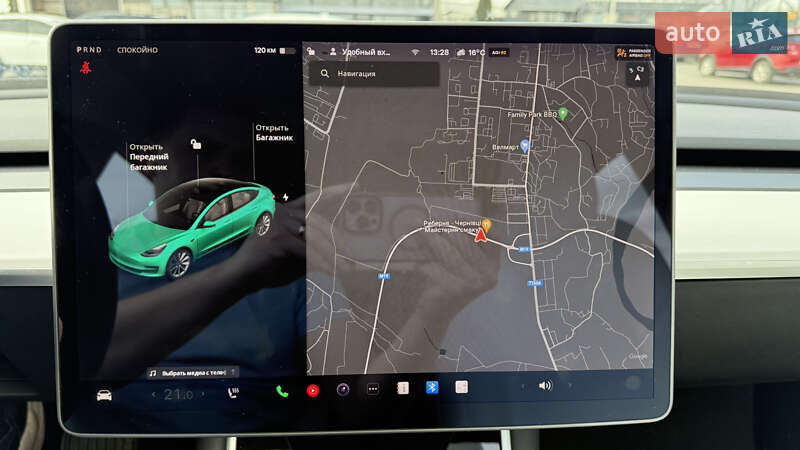 Седан Tesla Model 3 2019 в Черновцах