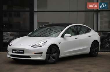 Седан Tesla Model 3 2019 в 