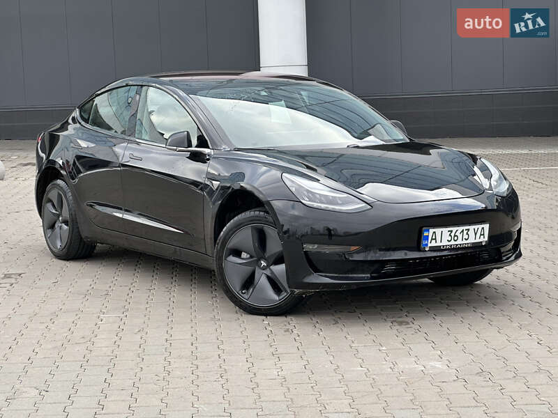 Седан Tesla Model 3 2019 в Києві