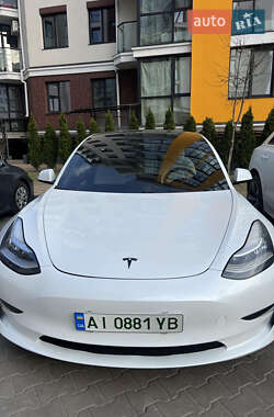 Седан Tesla Model 3 2019 в 