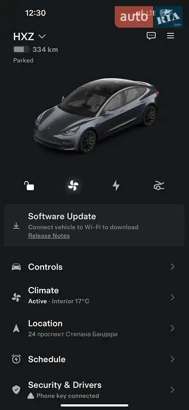 Седан Tesla Model 3 2023 в 