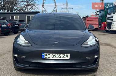 Седан Tesla Model 3 2018 в Миколаєві