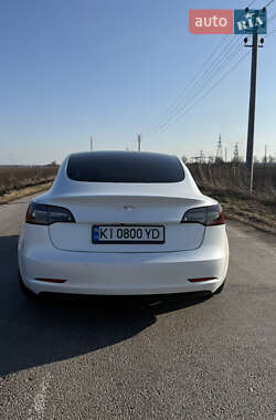 Седан Tesla Model 3 2020 в 