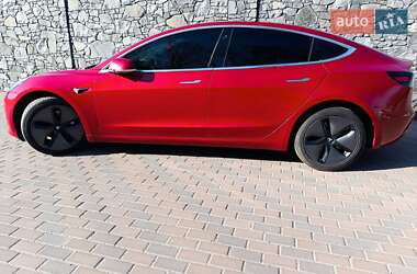 Седан Tesla Model 3 2018 в 