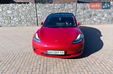 Седан Tesla Model 3 2018 в 