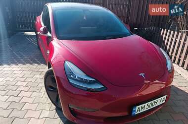 Седан Tesla Model 3 2018 в 