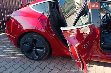 Седан Tesla Model 3 2018 в 