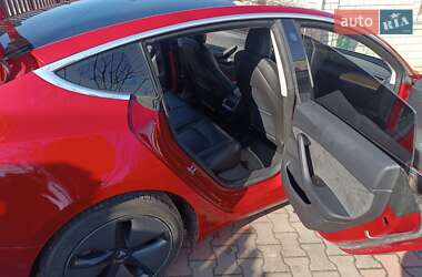 Седан Tesla Model 3 2018 в 