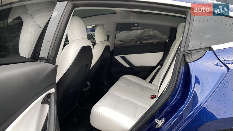 Седан Tesla Model 3 2018 в Луцке фото 86 Седан Tesla Model 3 2018 в Луцке