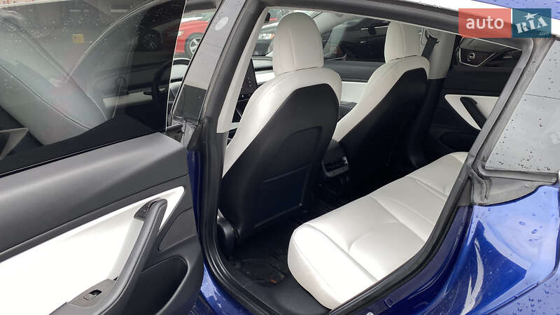 Седан Tesla Model 3 2018 в Луцке фото 90 Седан Tesla Model 3 2018 в Луцке